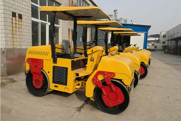 <a href='http://www.woloverlife.xyz' target='_blank'>壓路機(jī)</a> <a href='http://www.woloverlife.xyz' target='_blank'>壓路機(jī)</a>